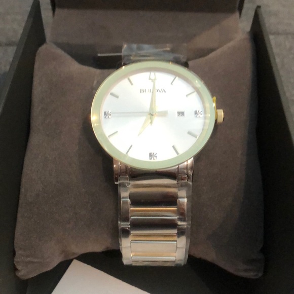 BULOVA Stainless Watch. Time&Date , Crystal face - Picture 1 of 14